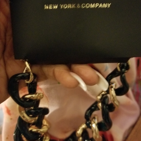 Necklace - Picture 2 of 3